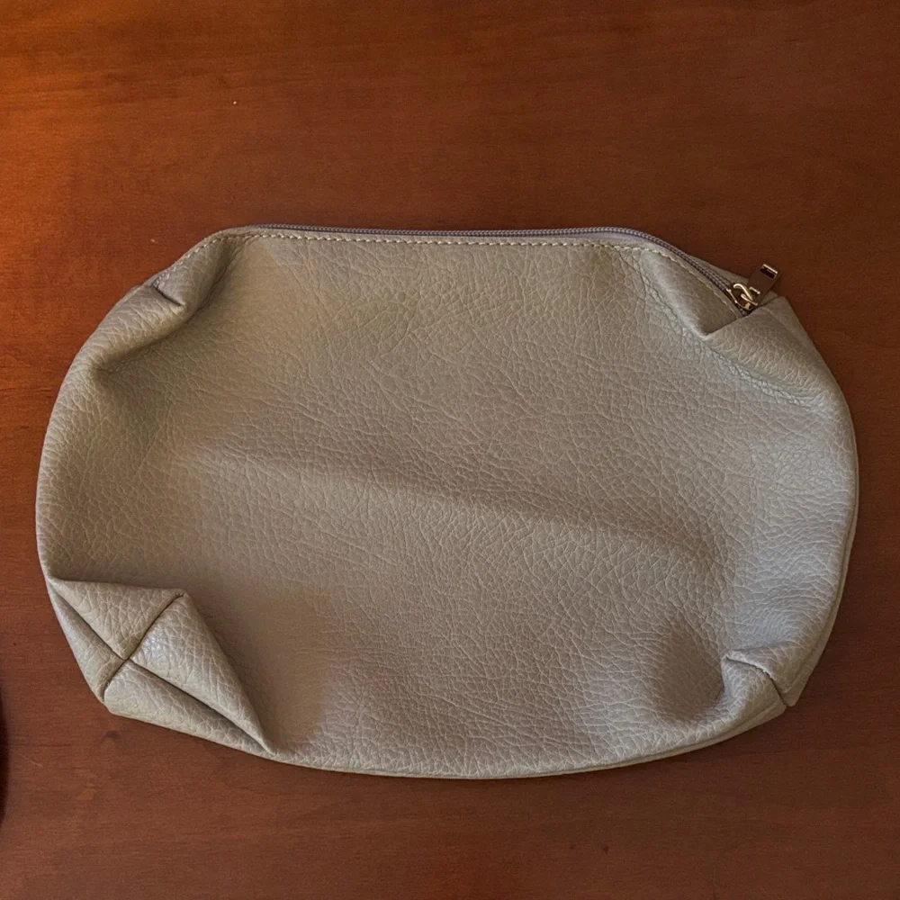 Anthropologie Beige love knot buckle Hobo Bag